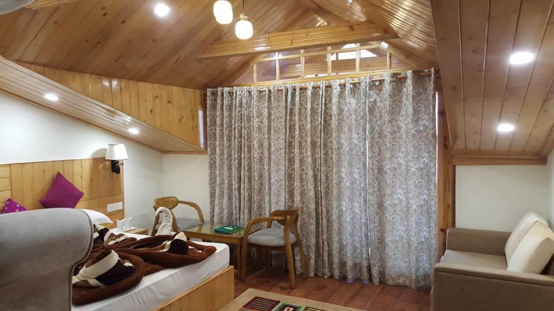 Hotel Kayanat Dalhousie Buitenkant foto